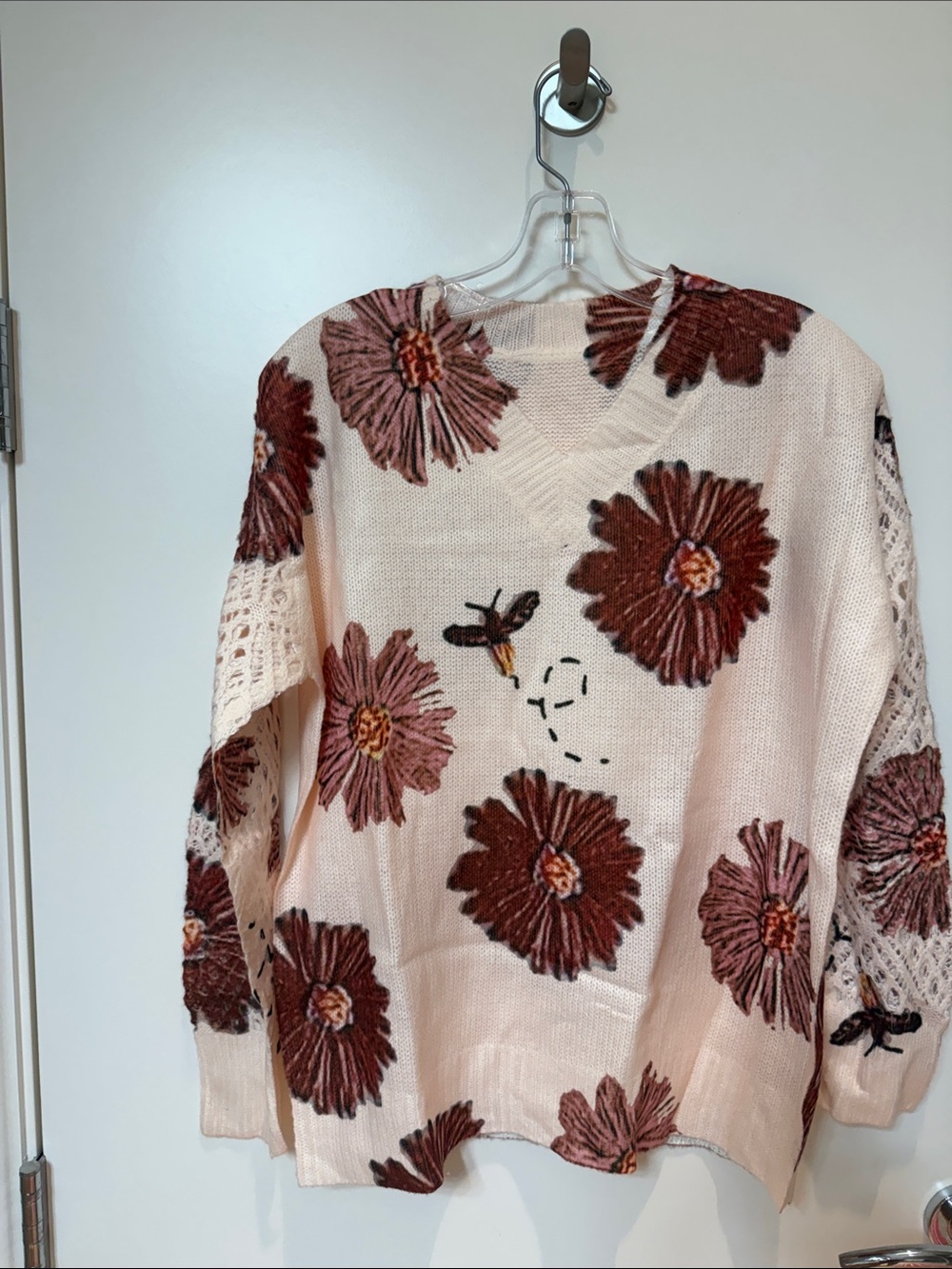 Flower V Neck sweater, new